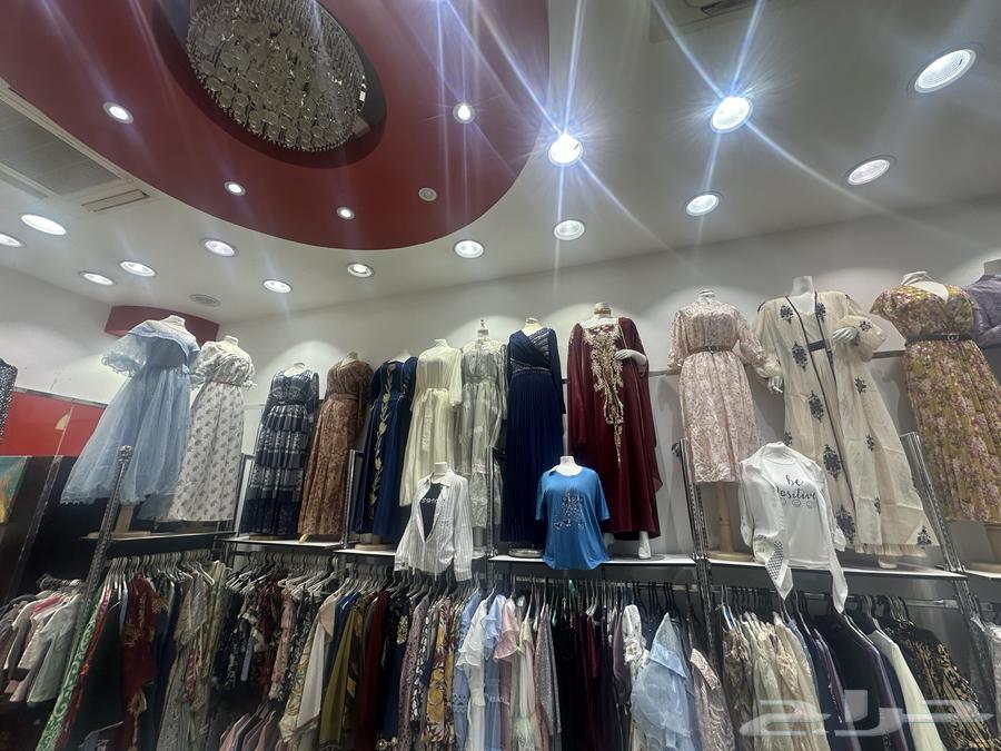 ملابس للبيع كاملة63386486986369114