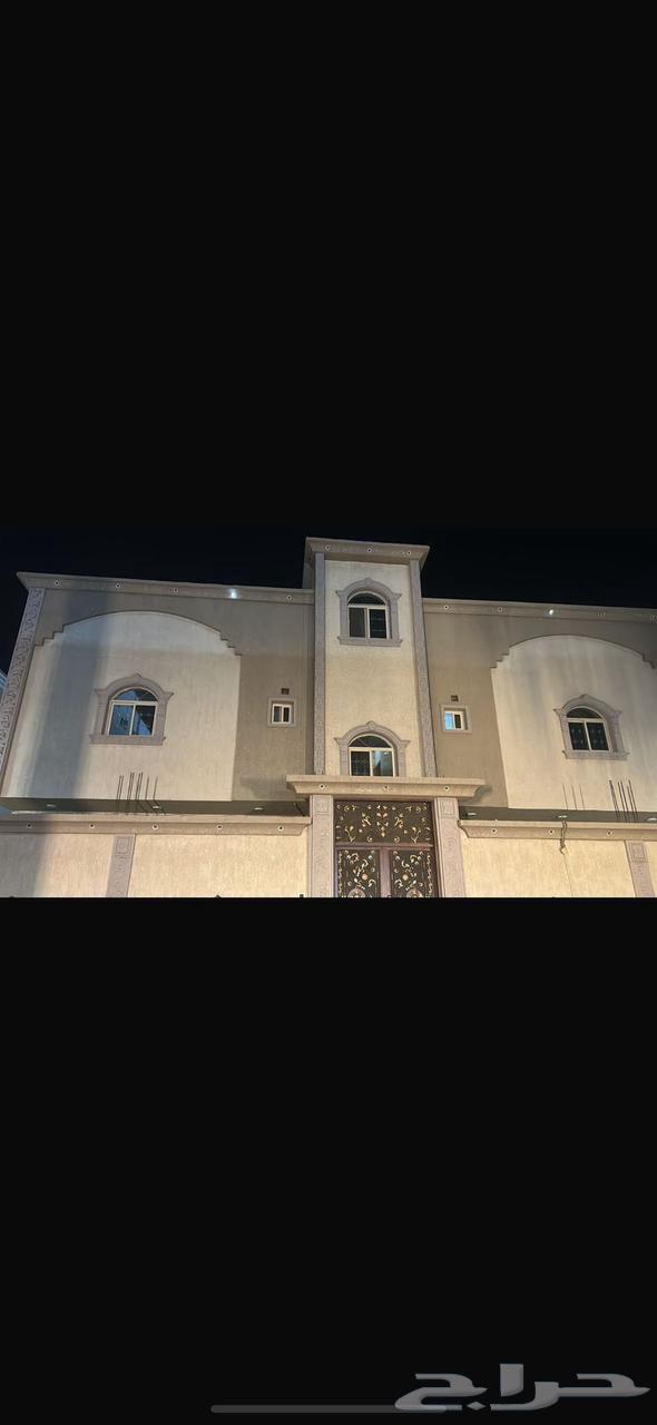 For sale: a building in Al-Olya and Qurtubah, and land in Al-Taawon and Al-Dakhl 1, commercial.63381116018049113