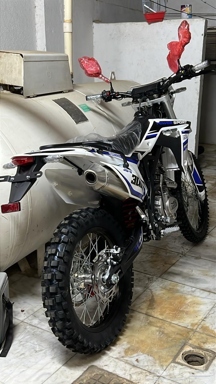 دباب باور سبورت الأبيض والأزرق للبيع مستعجل ممشى قليل بور63392490151555112
