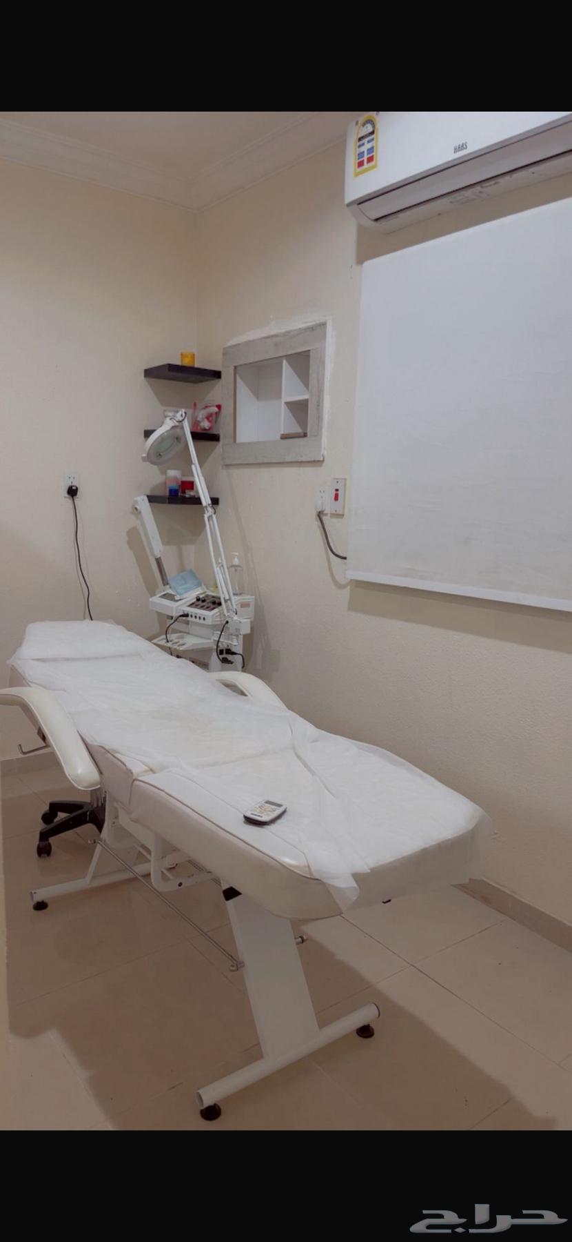 مشغل نسائي للتقبيل بحي الجامعه بالظهران63381085602561112