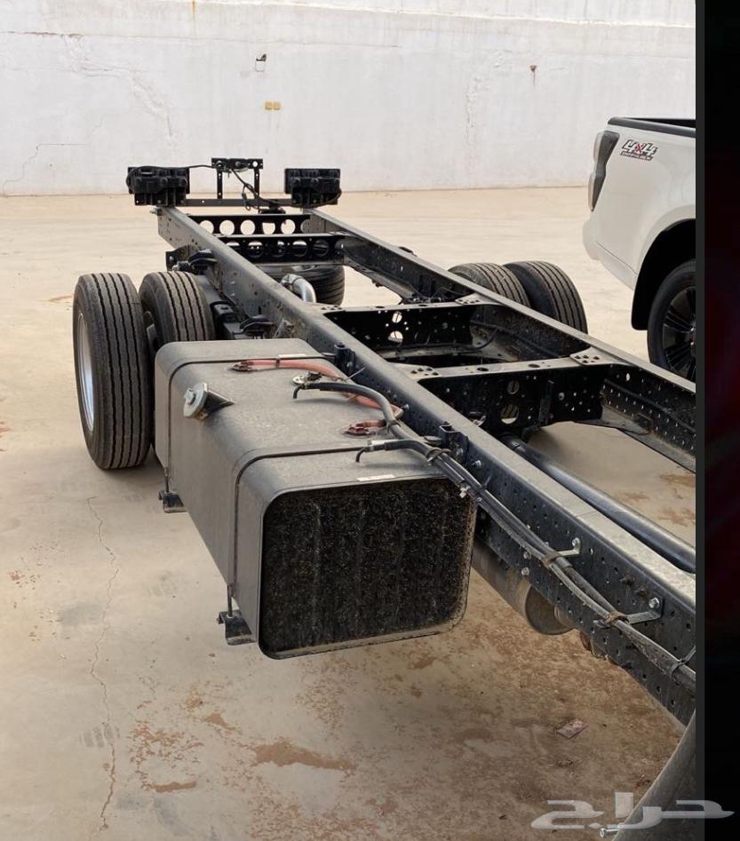 Isuzu Dina 5-ton chassis 4.95 diesel 202563392089405442113