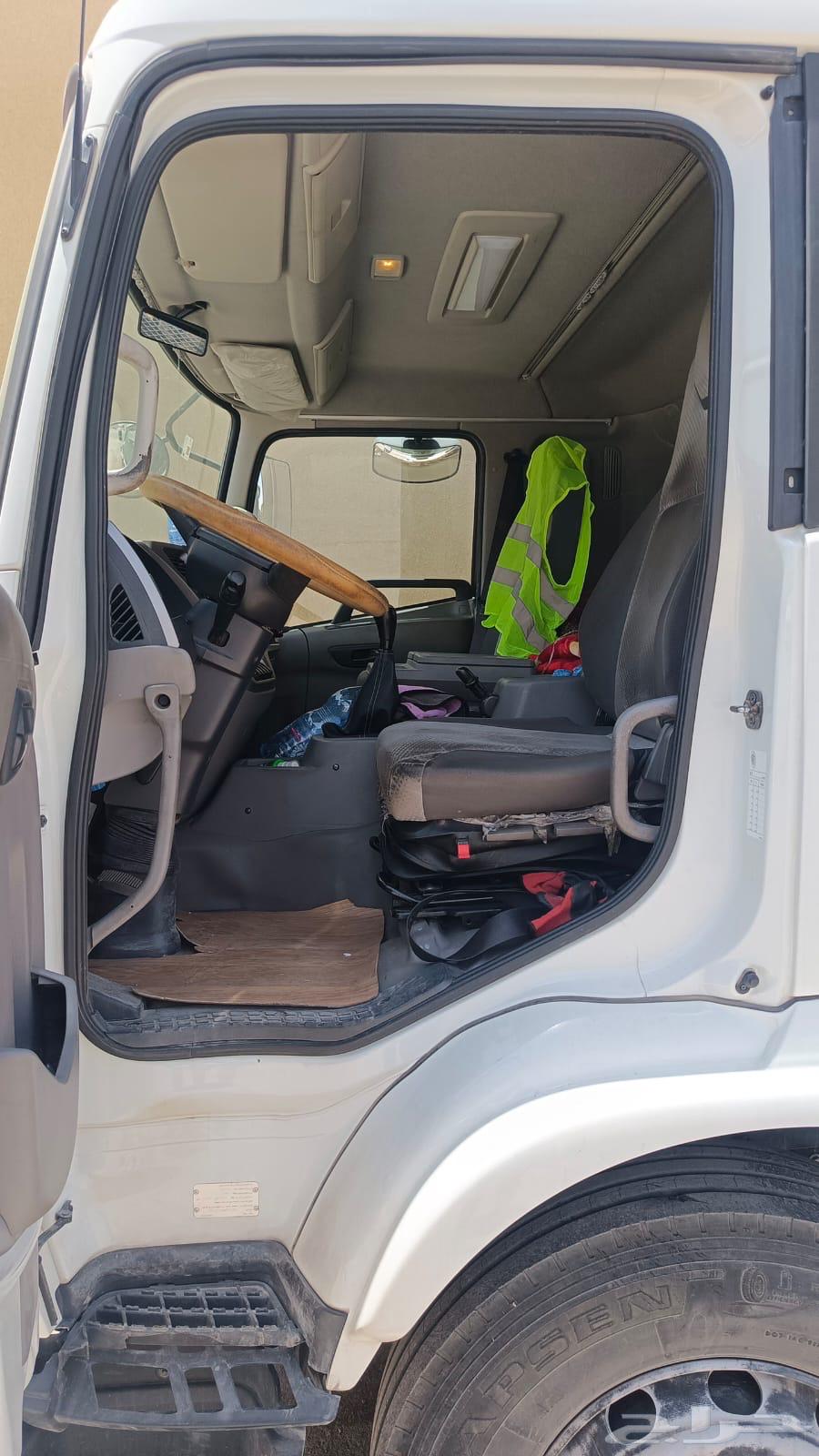 For sale, a UD truck model 201963391869699329113