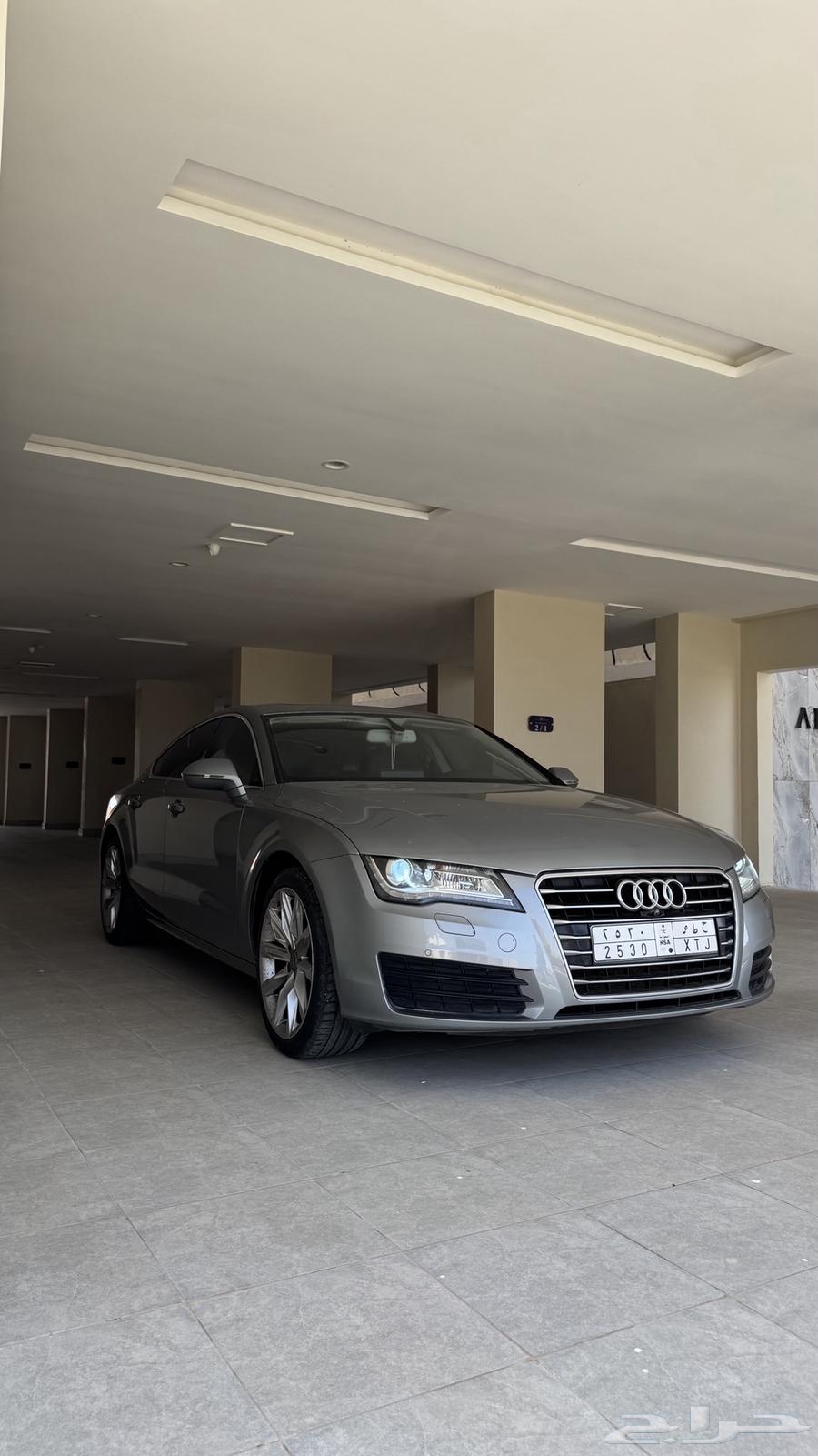 Audi 2015 A7 fully loaded - I accept reasonable offers63387689332355111