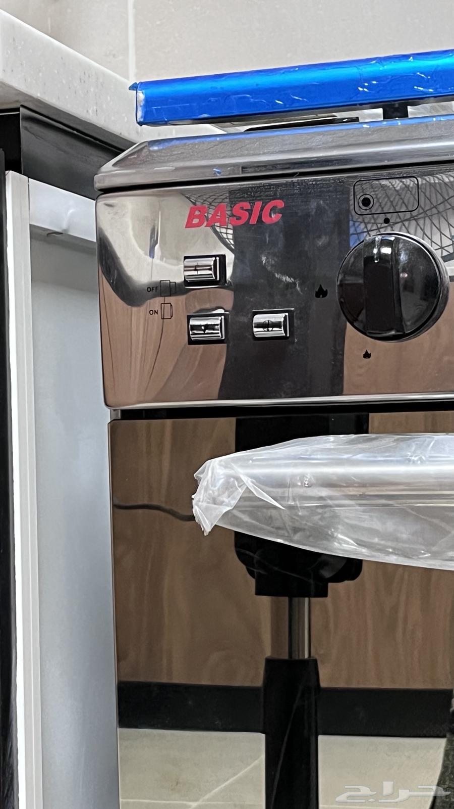 New oven, never used, papers still available for sale633838812782111129
