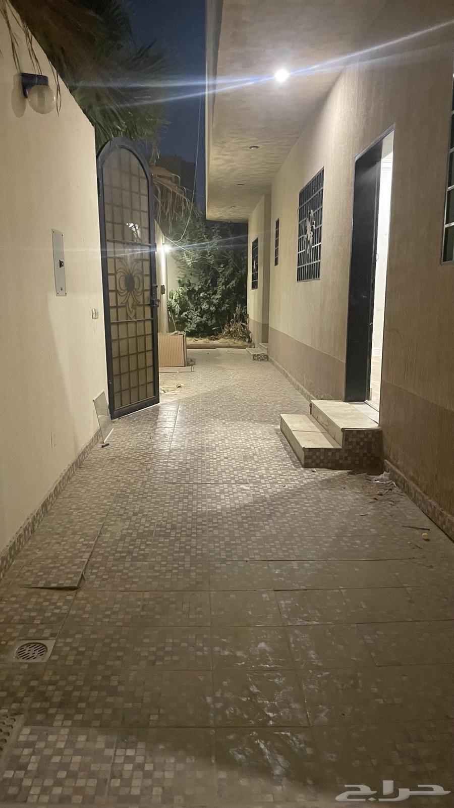 دور ارضي للإيجار633811604608031125