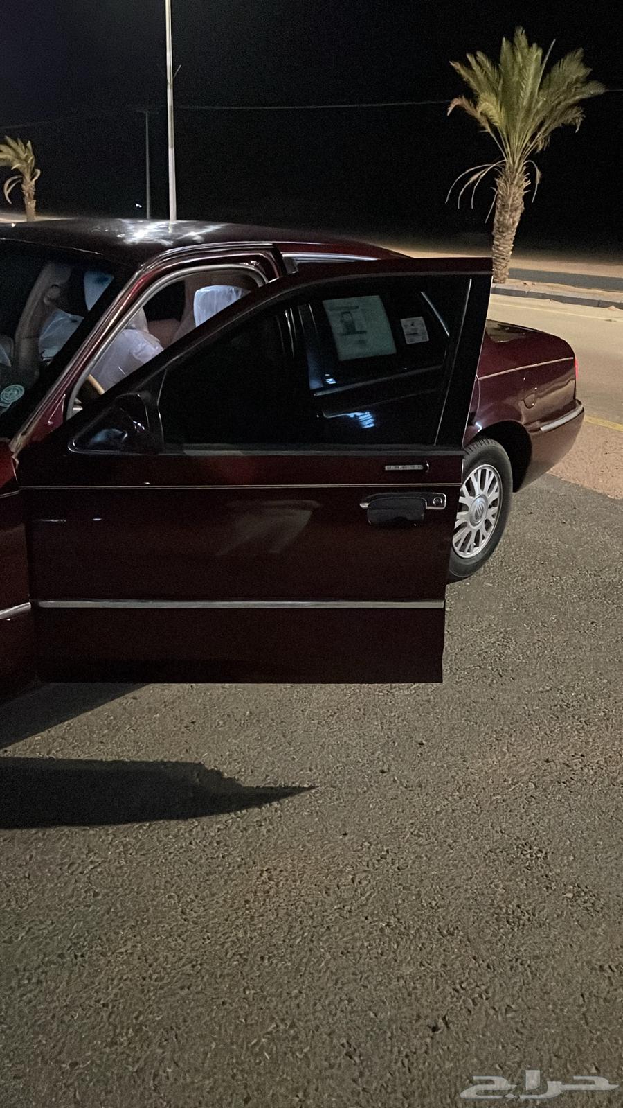 Ford Grand Marquis 98, clean and in good condition, only has cosmetic spray, but recently inspected.63389137867010113