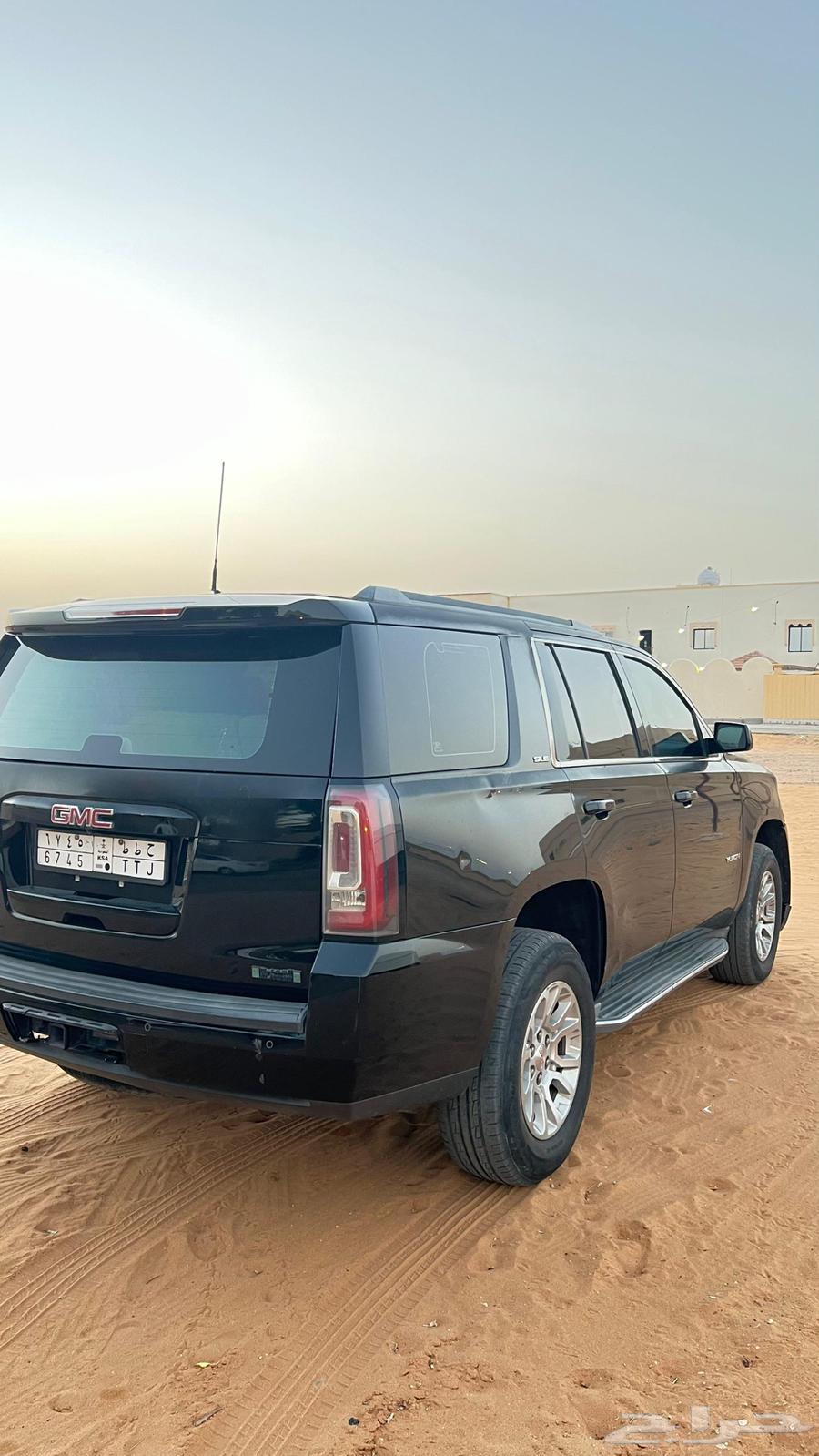 2015 GMC Yukon, accident-free, gear and engine in perfect condition63384766312322112