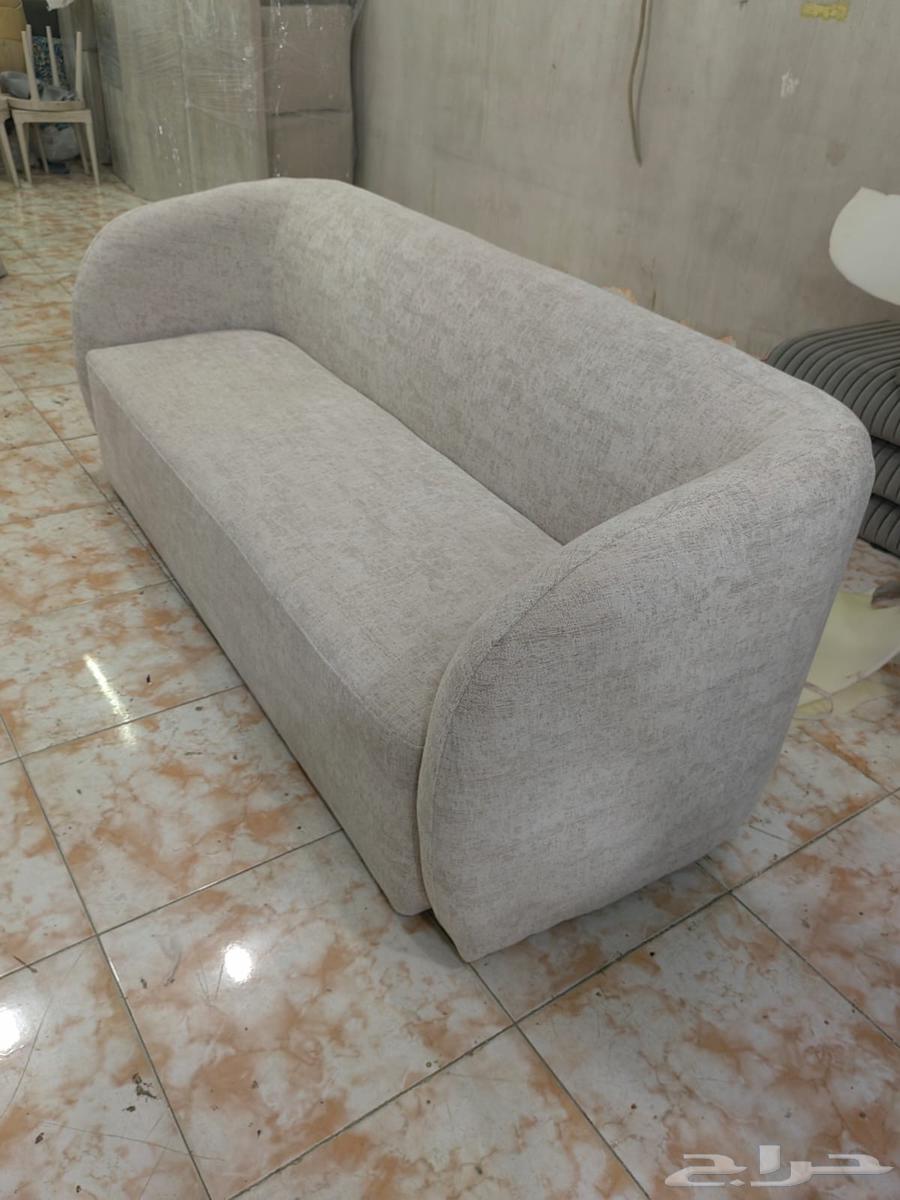 Curtains, WiFi, and sofa available, Tamara and Tappy exist.63381346796417111