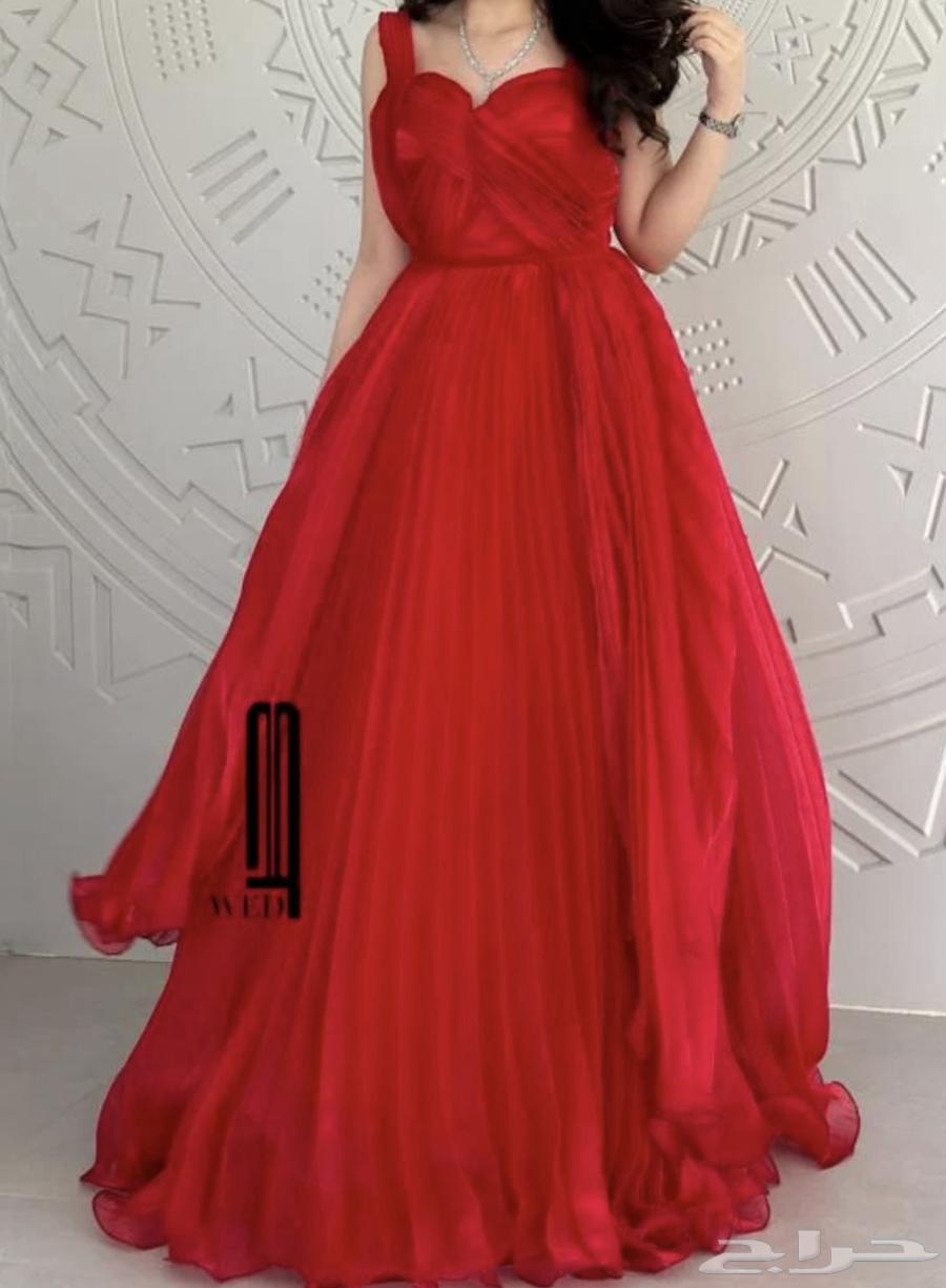 Red dress by Saudi designer Wed63385221095426111