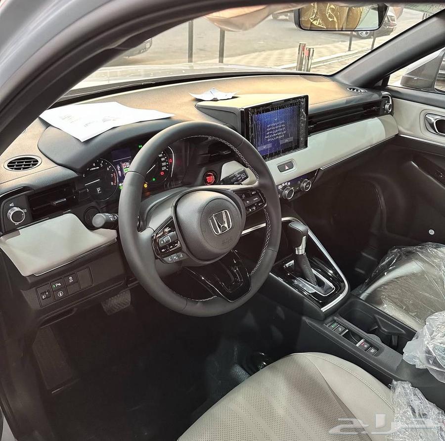 Car type: Hyundai HRV  
Category: EX  
Model: 202363384009450625113