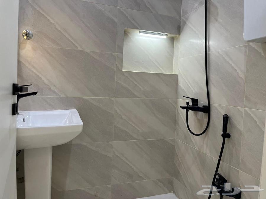 Roof for rent in Al-Yarmouk neighborhood63013824162947114