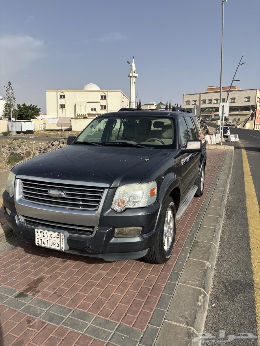 فورد اكسبلور 201063386716430978110