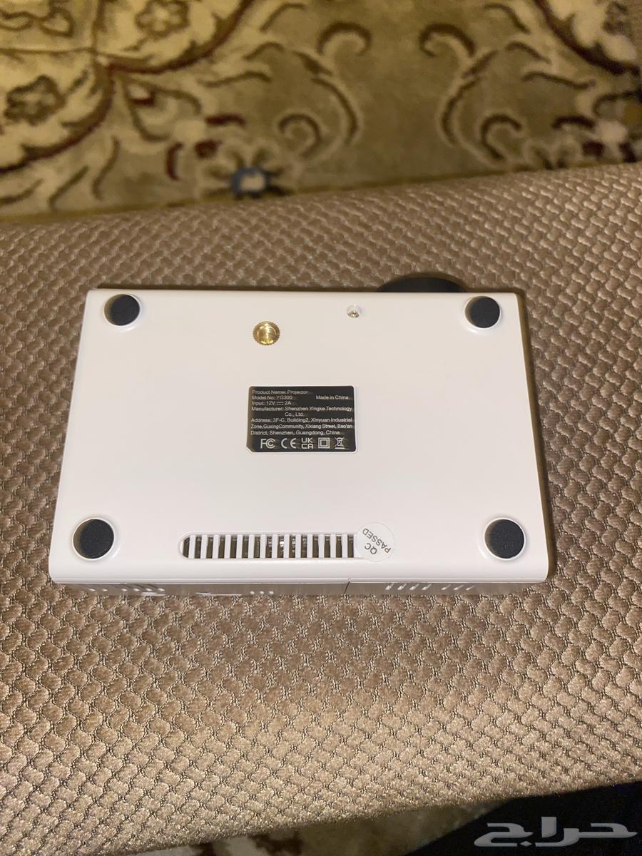 بروجكتر بحجم الكف63385732993793111