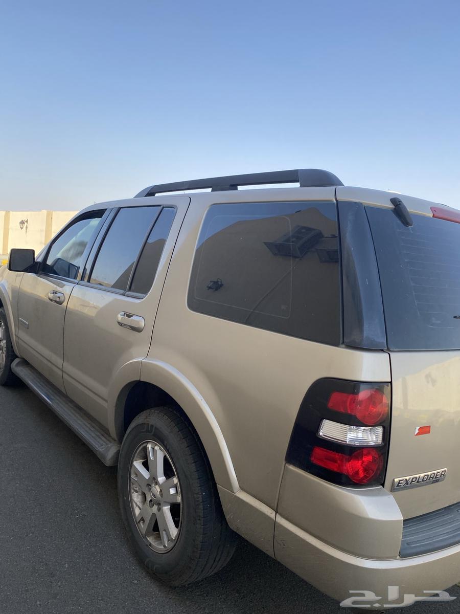 Ford Explorer 200763386169510914113