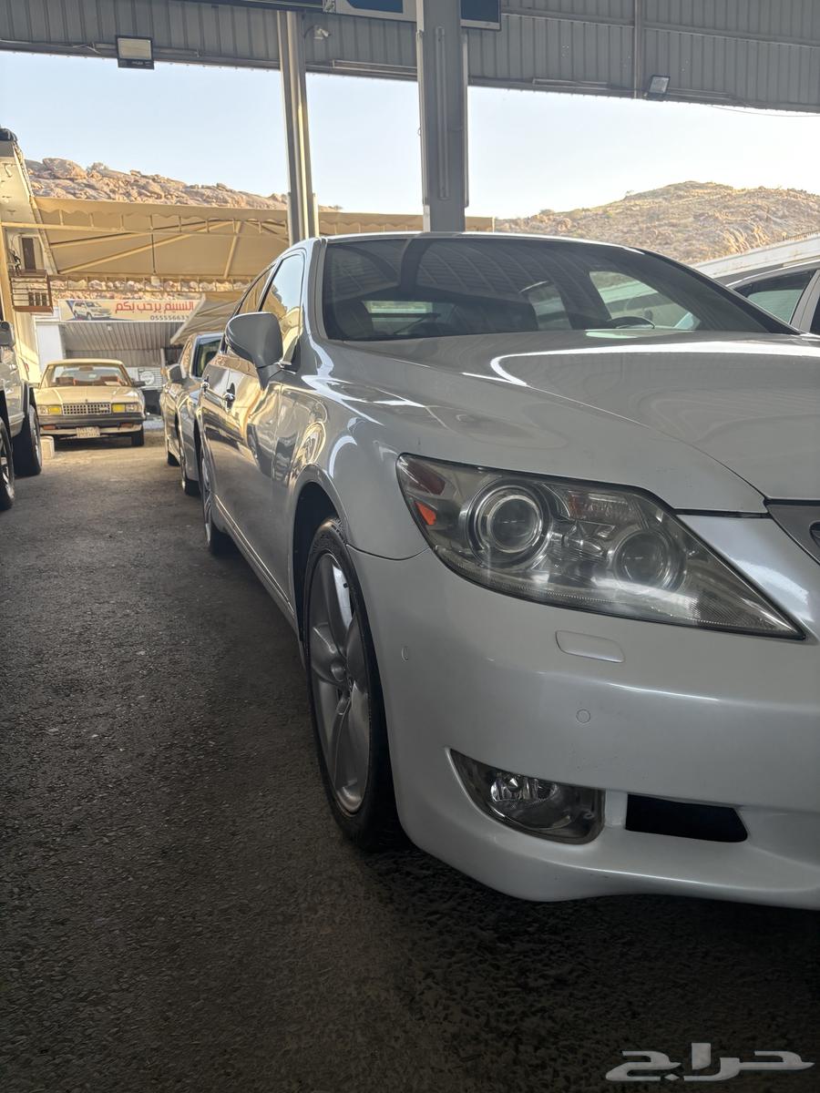 Lexus LS460 L Package 201063384898852995110