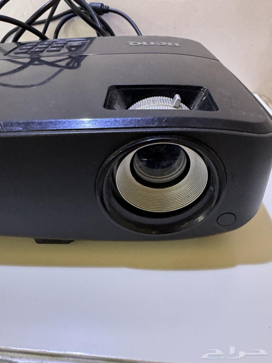 بروجكتر شركة BenQ63385658753283111