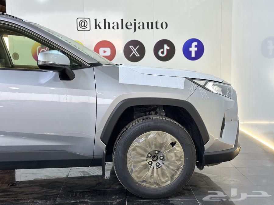 تويوتا راف فور XLE بنزين 202563387612206211114