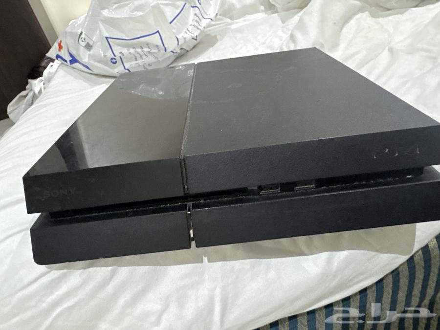 Sony 4 for sale urgently, without accessories63384210805250111