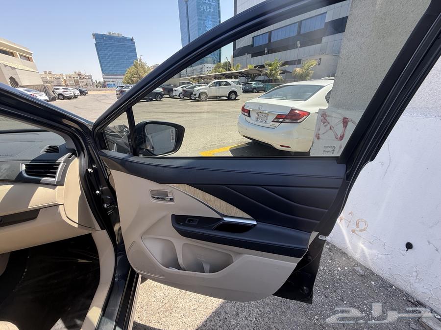 Mitsubishi Xpander 2022 nearly new63384121680257112