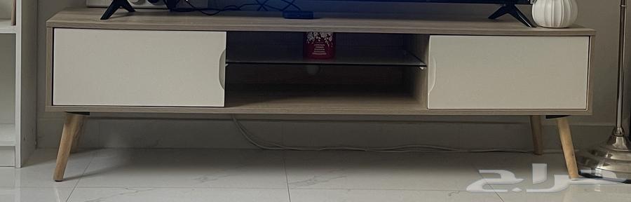 للبيع بشكل عاجل مجموعة أثاث شبه جديدة63384772935553113