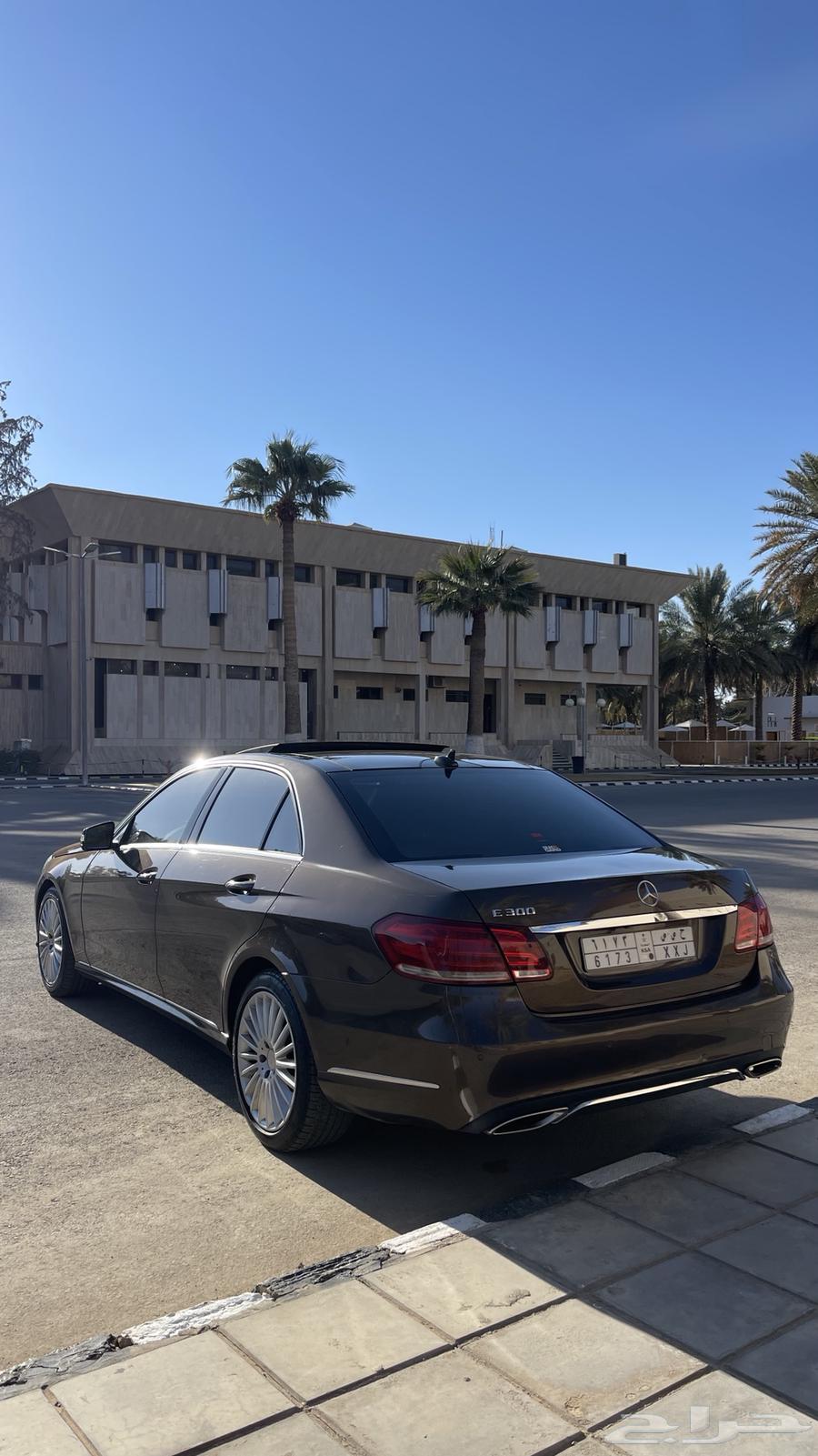 Mercedes E300 201563667489236609114