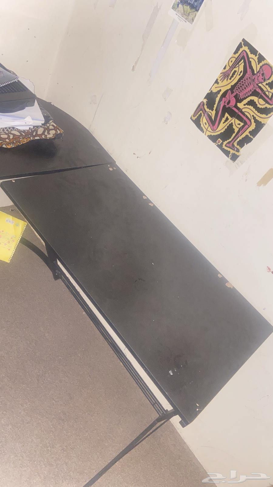 طاولة بي سي63381837458306113