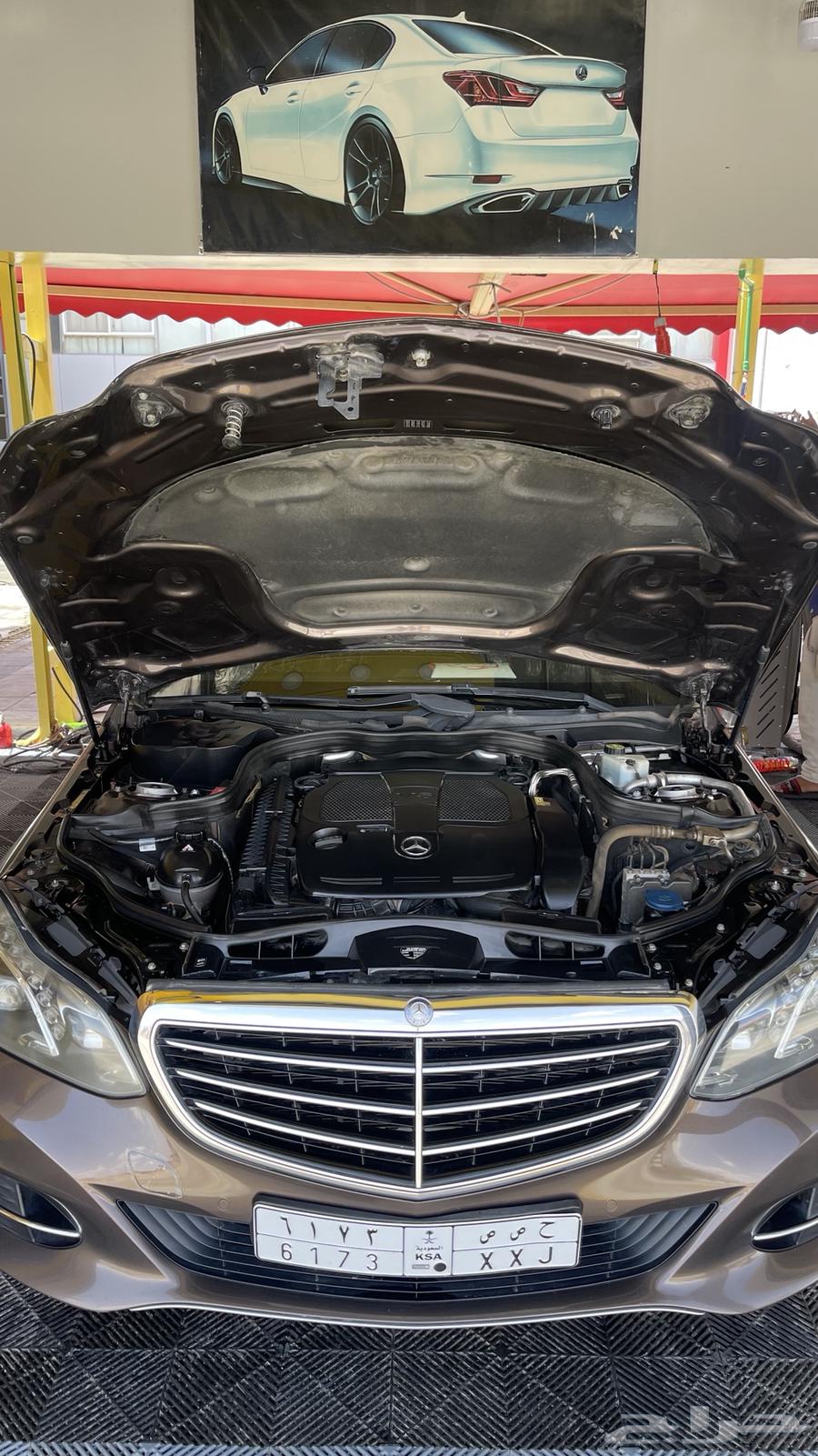 Mercedes E300 201563667489236609112