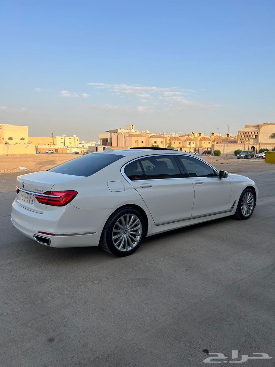 بي ام دبليو 201963381771118721114