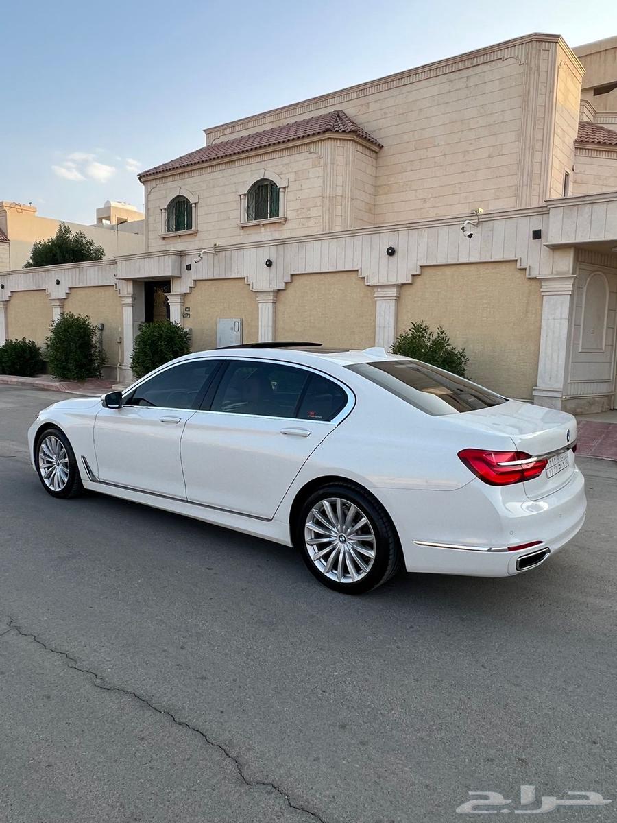 بي ام دبليو 201963381771118721113