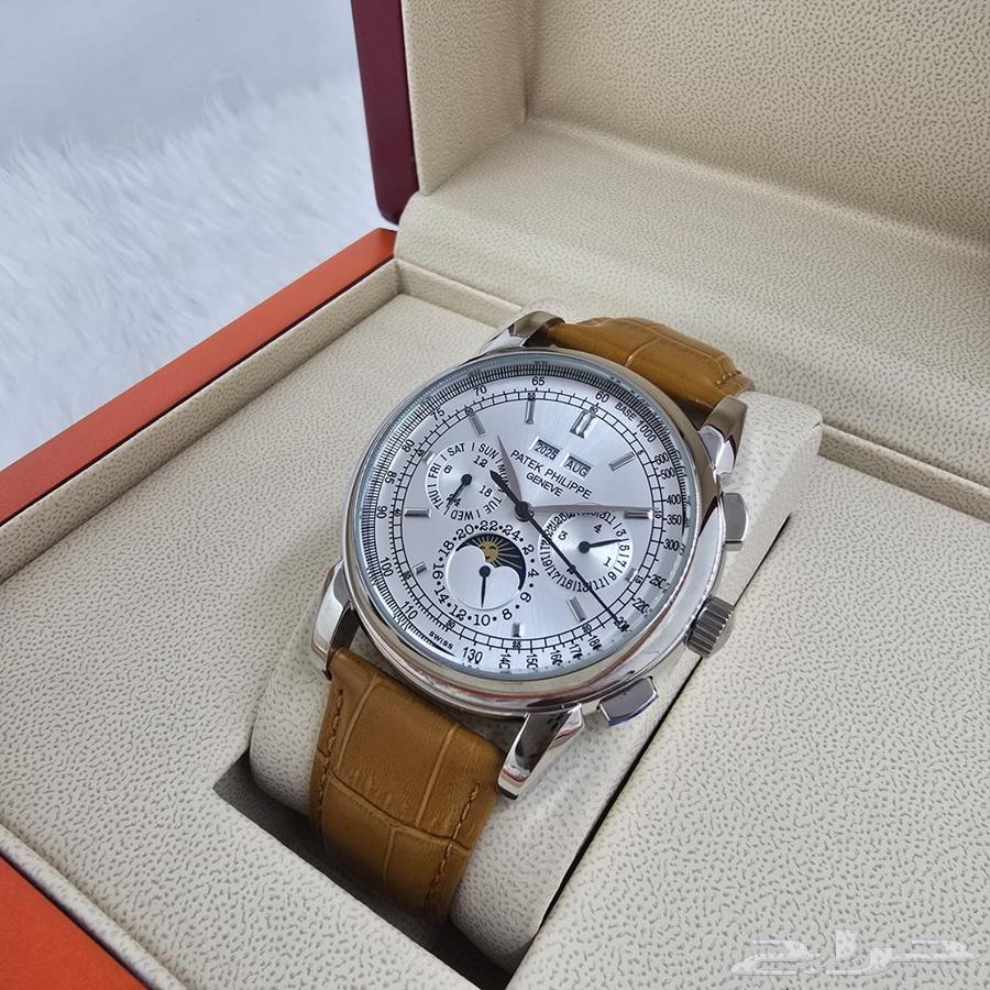 A Patek Philippe brand watch633825511932171126