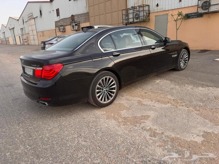 BMW 730Li 2011 Individual Special Edition633814392284171124