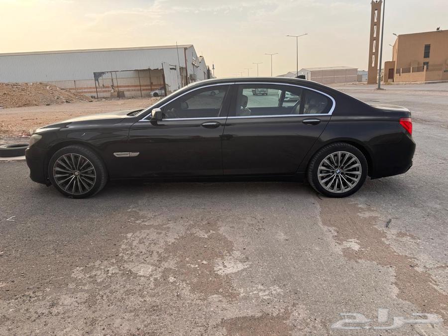 BMW 730Li 2011 Individual Special Edition63381439228417112