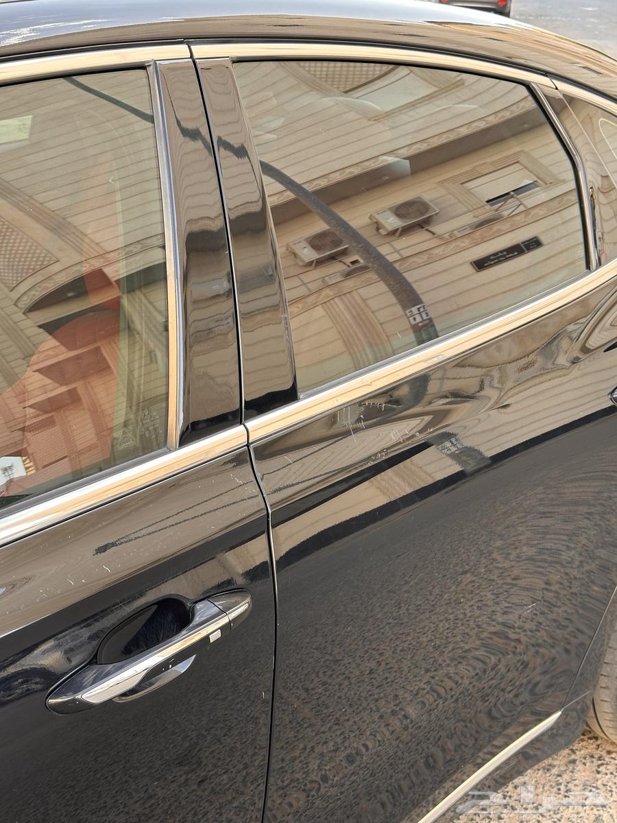 جرانديور موديل 1963617729386498113