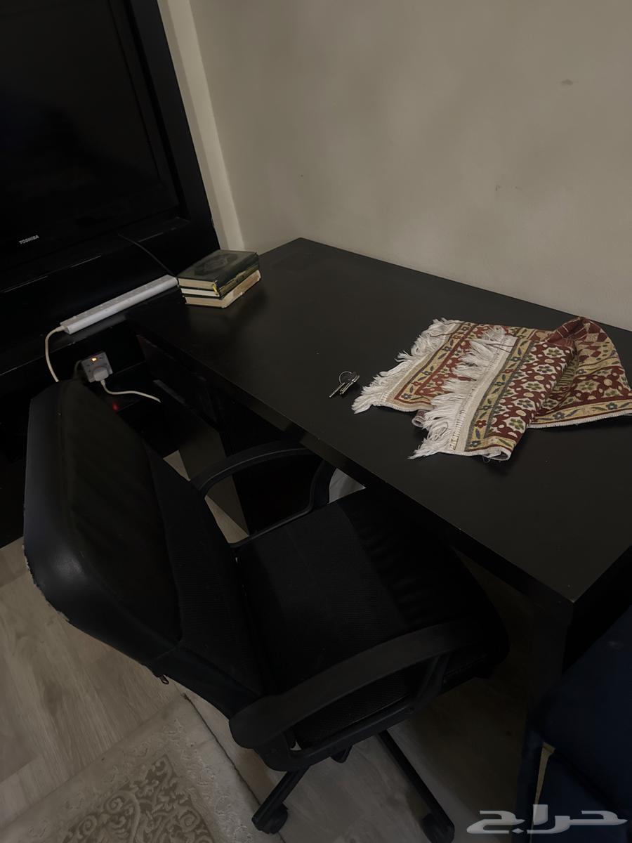 مكيف وطاولة للبيع63618192840067113