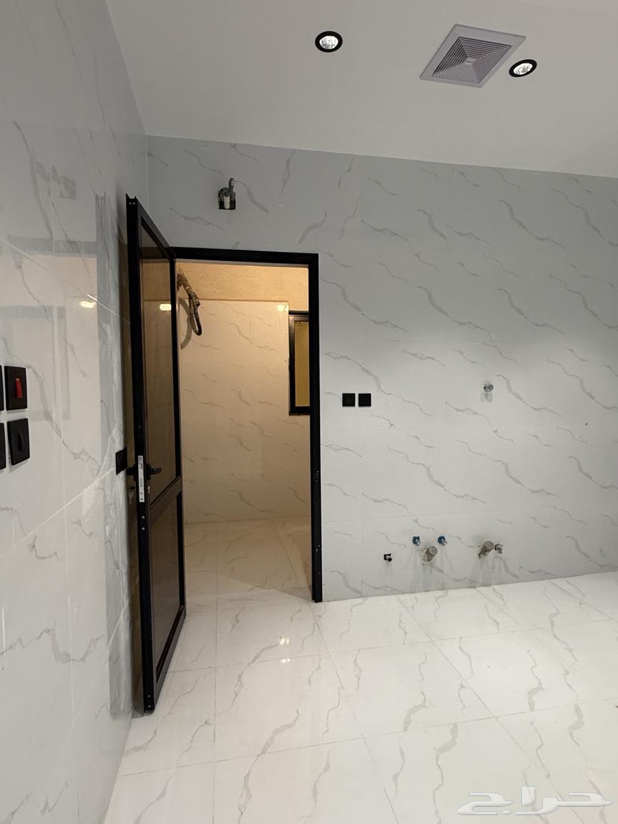 Two-story house for sale in Al-Hamra Al-Asad63381196780802112