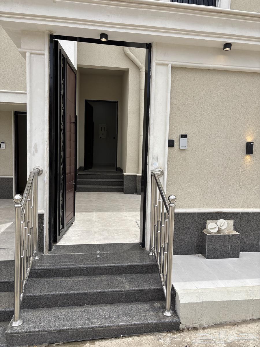 A building consisting of six apartments for ownership, transferred under plan 745, Al-Zahour neighborhood63381163418626111
