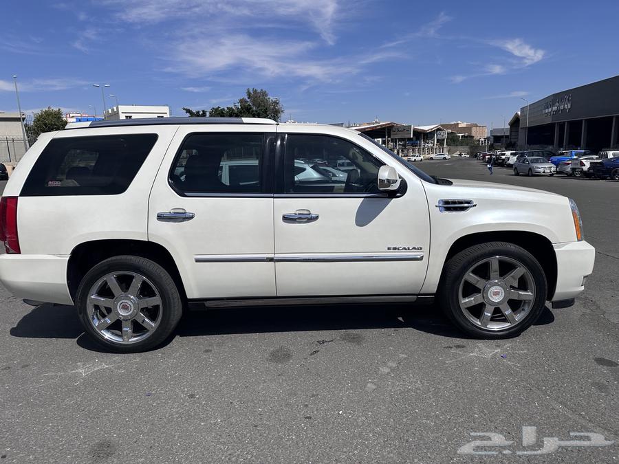 Escalade 2012 Full Option Saudi63617852629633111