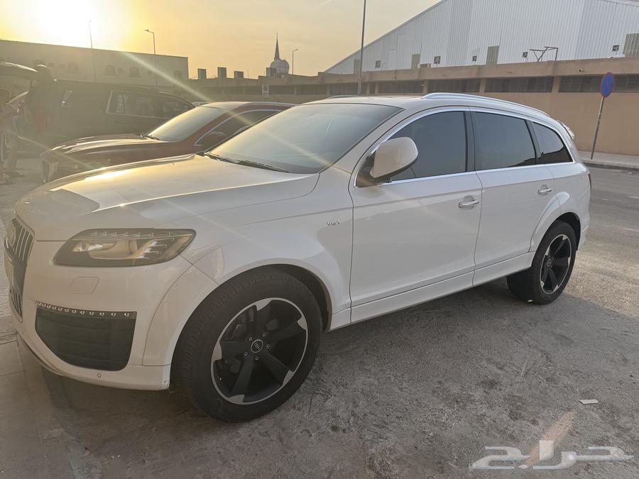 Audi Q763617720713217112