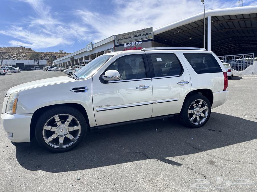 Escalade 2012 Full Option Saudi63617852629633114