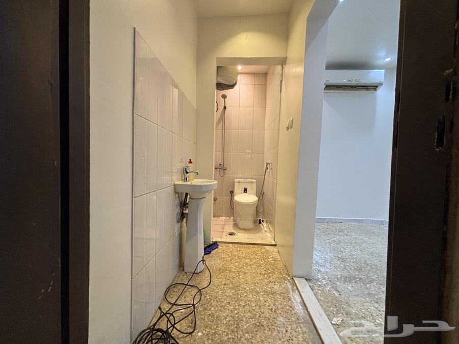 غرفة سائق للإيجار633811984721951114