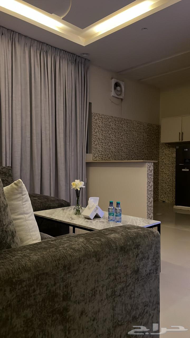 Two bedrooms, a living room and a kitchen for rent in northern Riyadh, Al-Arid district.63006285731457114