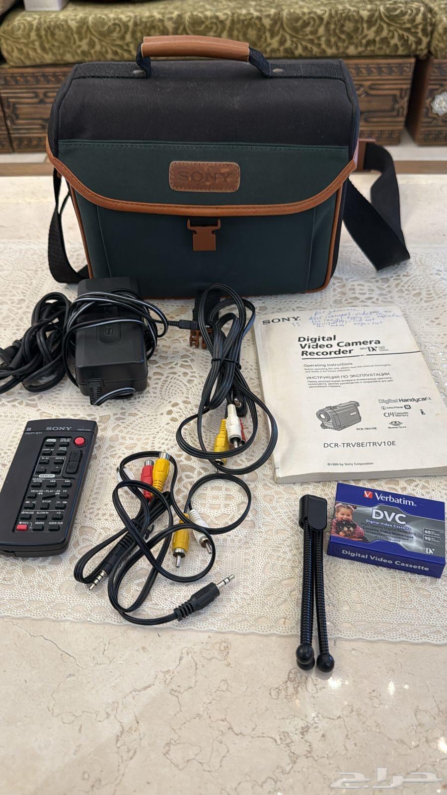 Sony Mini DV Tape Video Camera (Sold)63618192692483113