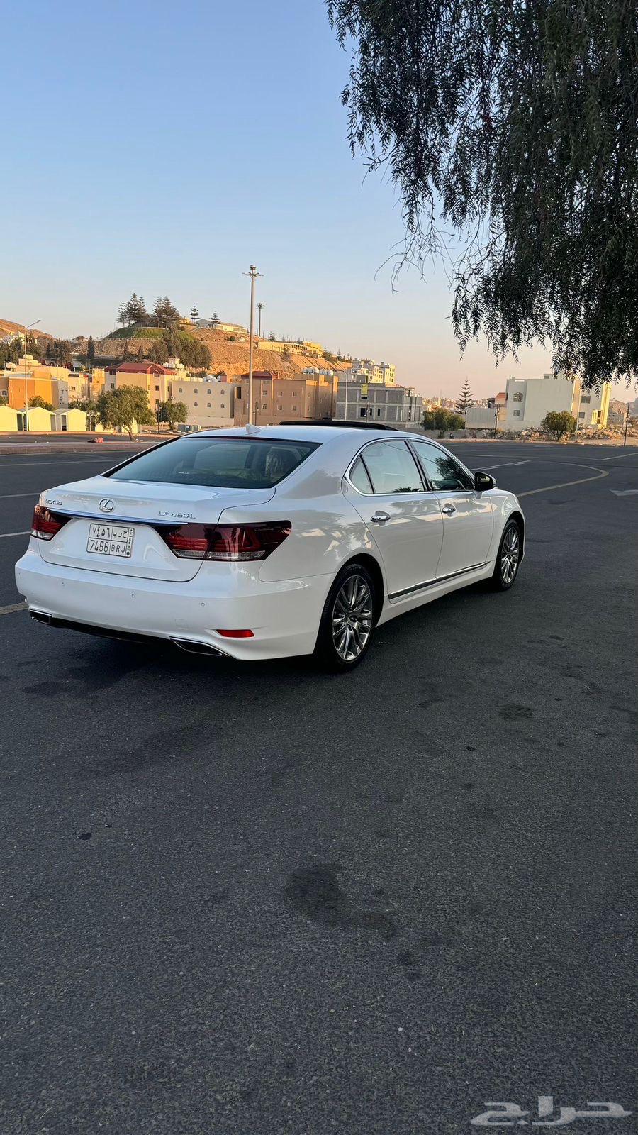Lexus 2014 460L63617852937603114