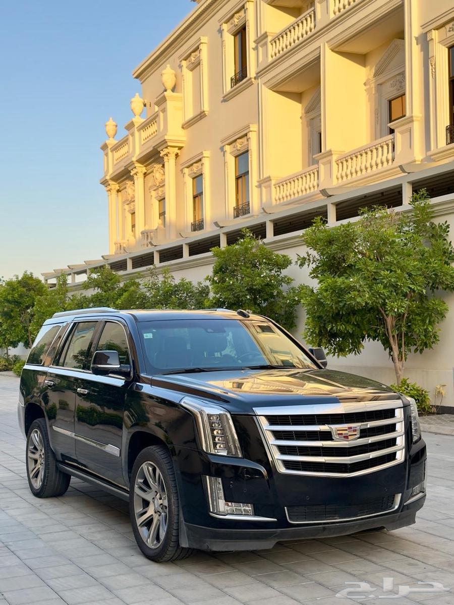 Escalade 2016 Mileage and Al-Jameel Agency First Owner63617855443201111