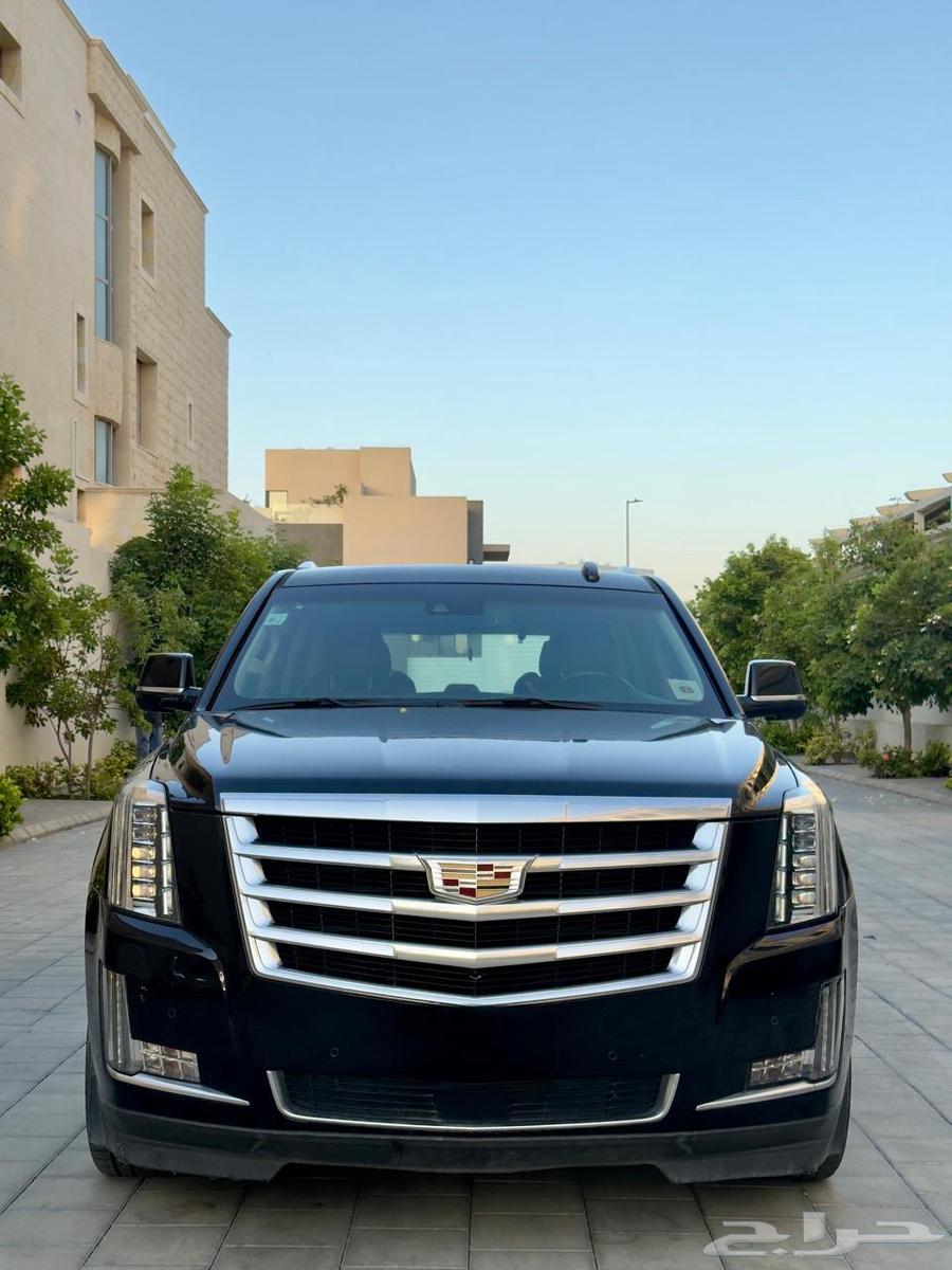 Escalade 2016 Mileage and Al-Jameel Agency First Owner63617855443201113