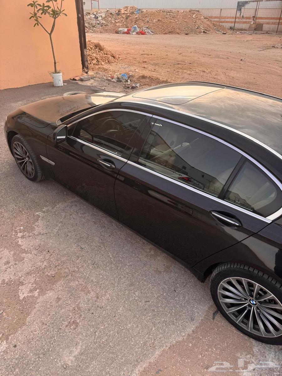 BMW 730Li 2011 Individual Special Edition63381439228417111