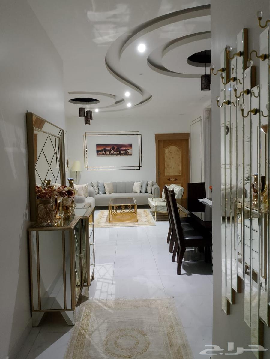 For sale, a two-story villa in Al-Muzahmiyah, Al-Rif neighborhood.63381196722305113