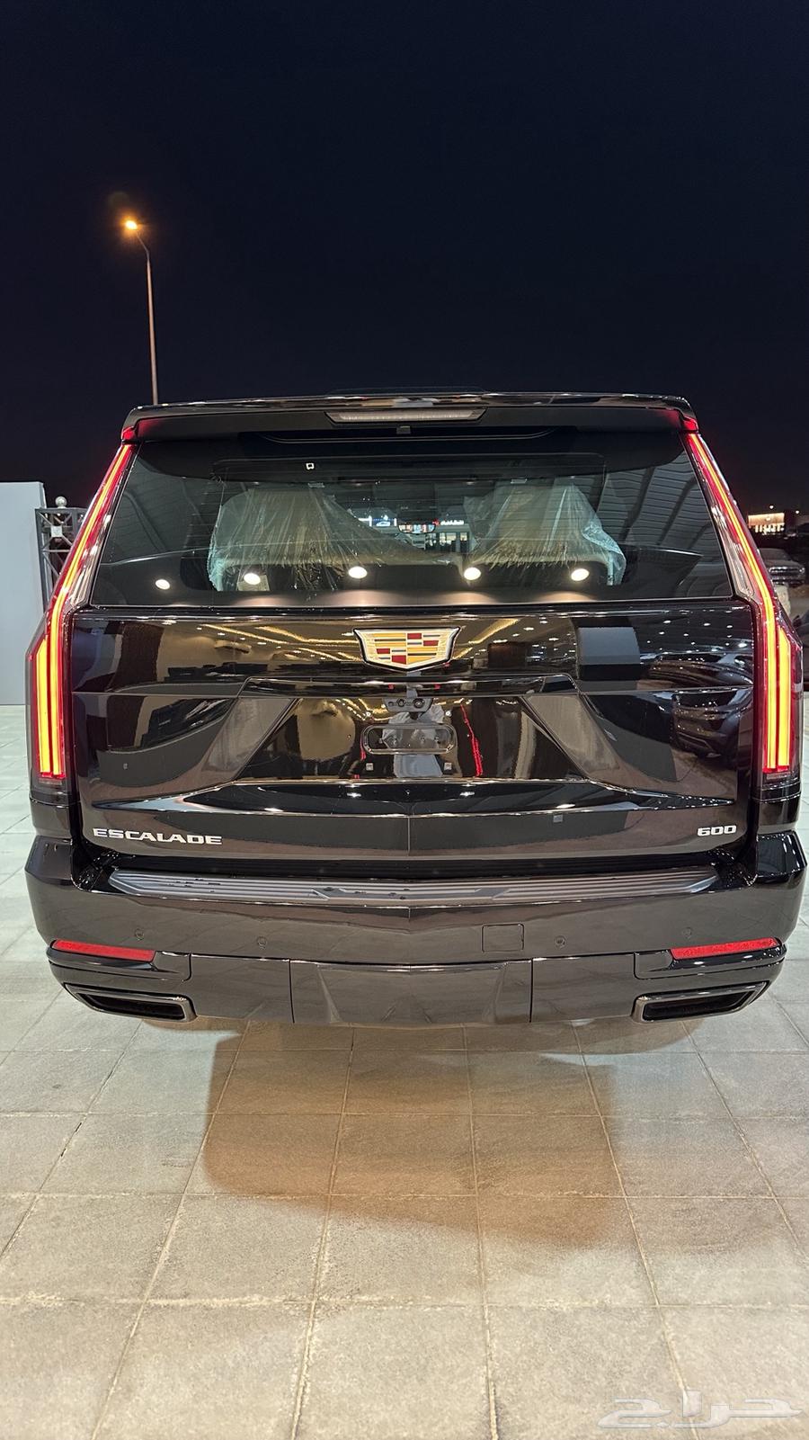 Cadillac Escalade Platinum 202563617965106819114