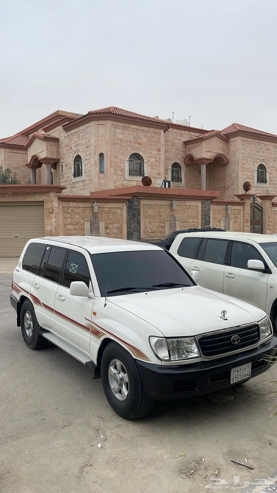 للبيع لاندكروزر 1999 محول 200463617858240899112