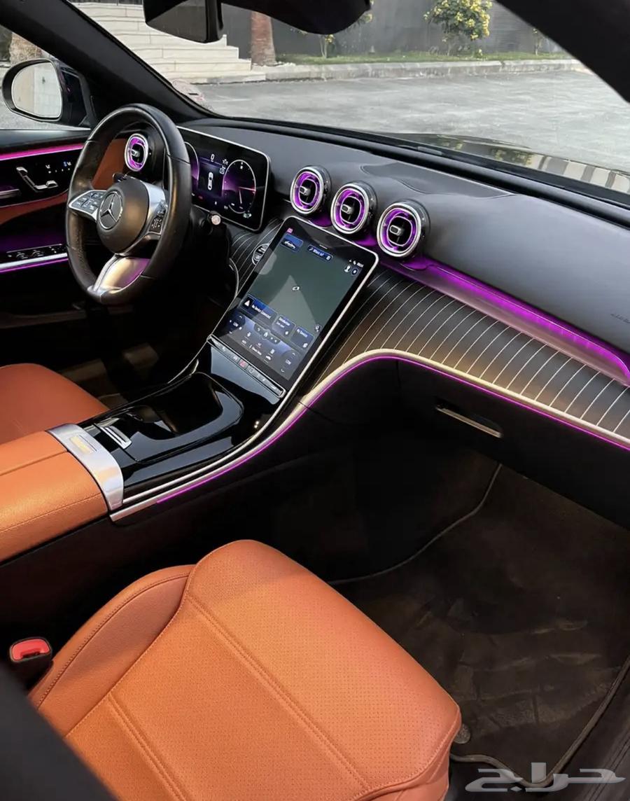 Mercedes C300 2023 Beautiful Interior63617957363843111